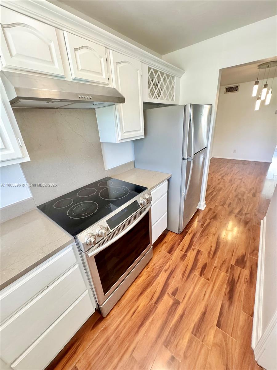 Property photo # 6