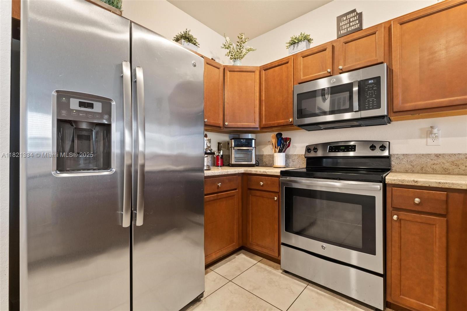 3507 W 89th Pl, Hialeah, Florida image 5