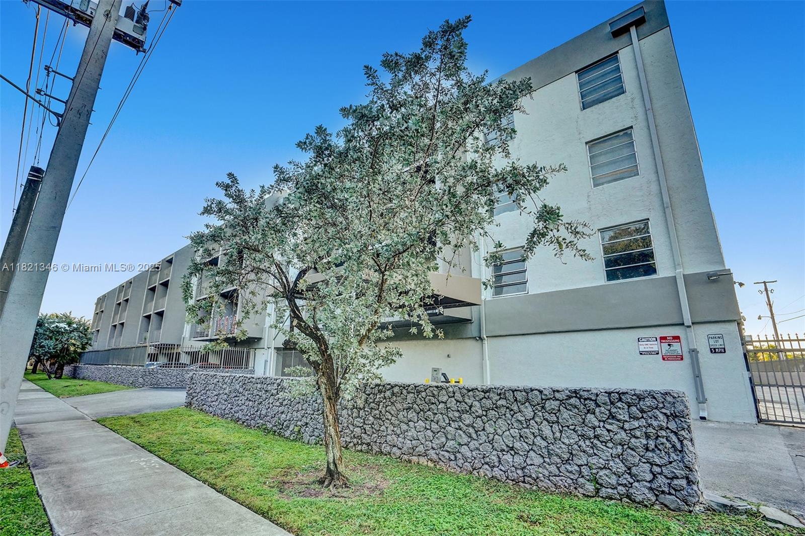 Property photo # 8
