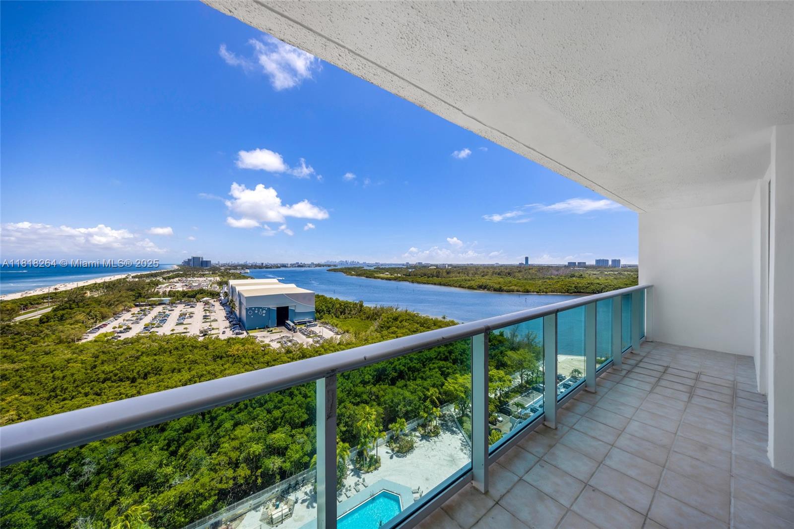 100 Bayview Dr #1922, Sunny Isles Beach, Florida image 4