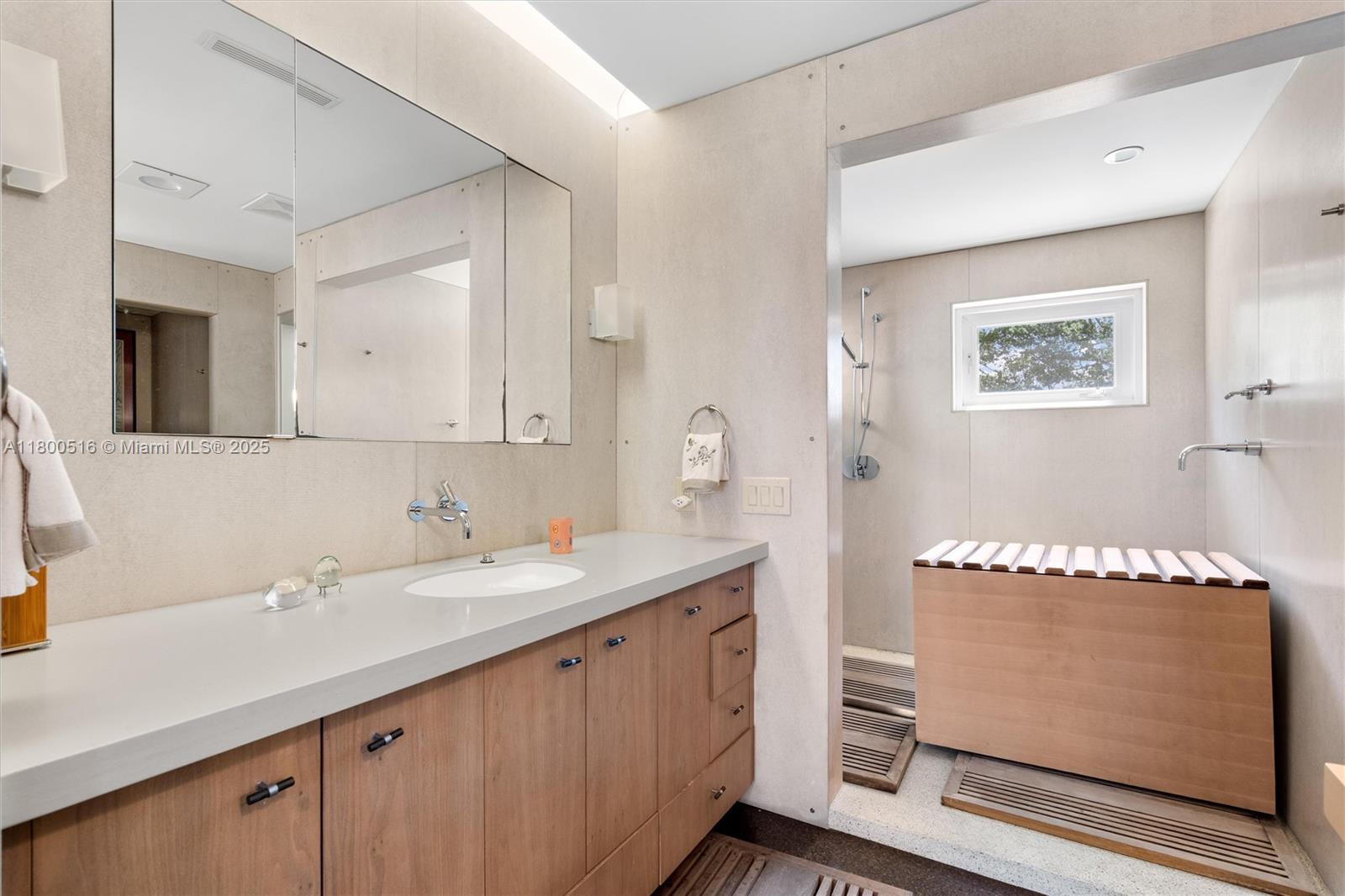 2500 Mercedes Dr, Fort Lauderdale, Florida image 21