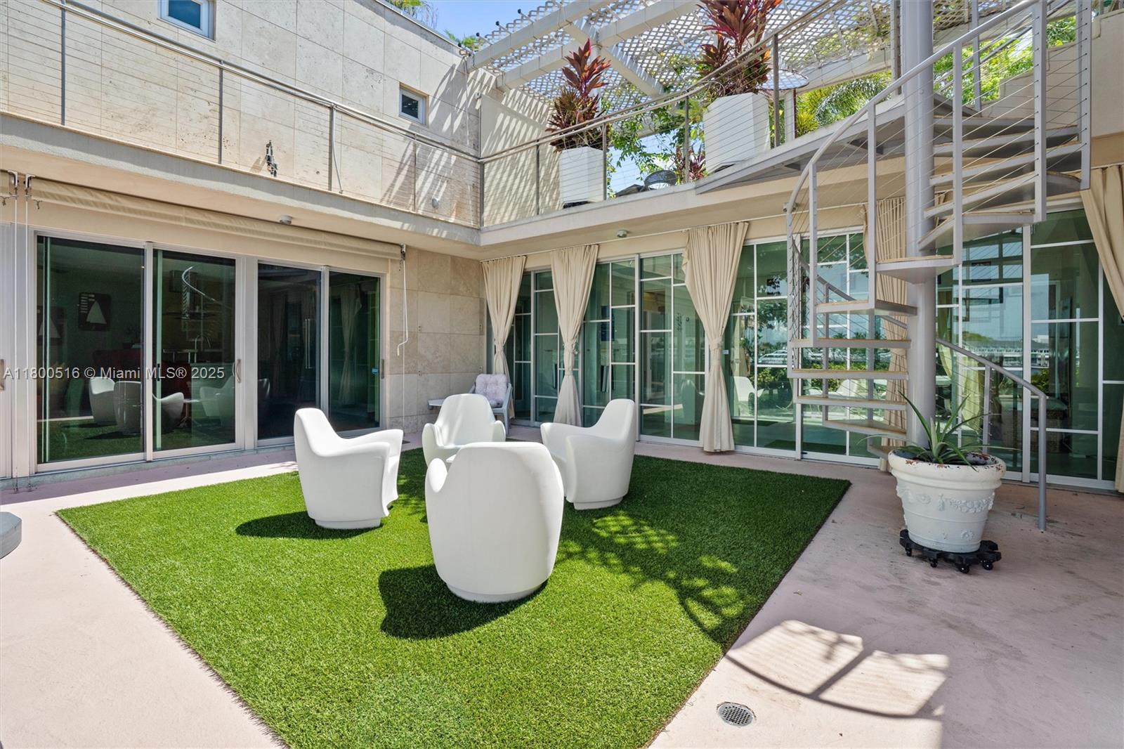 2500 Mercedes Dr, Fort Lauderdale, Florida image 34