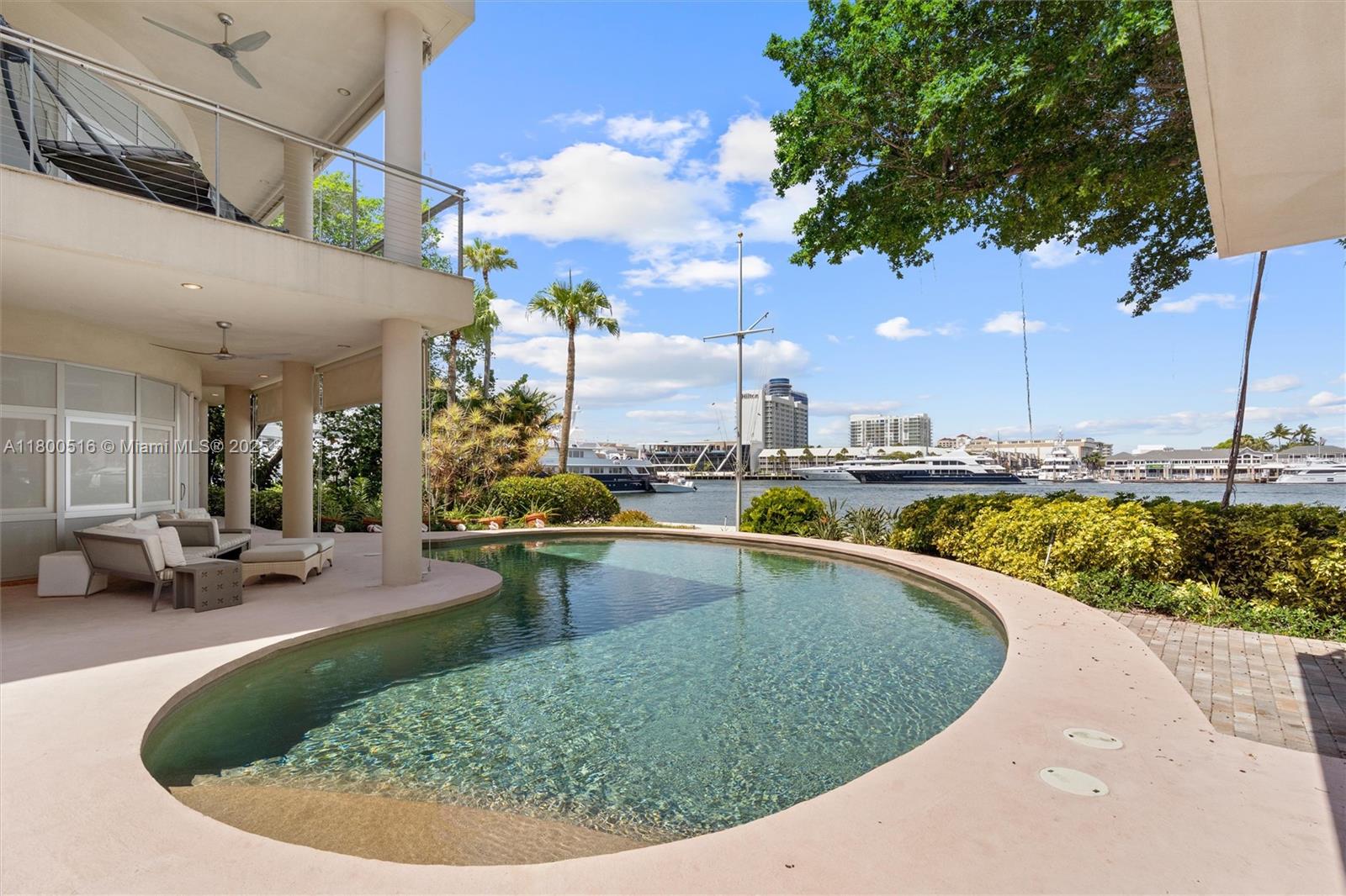 2500 Mercedes Dr, Fort Lauderdale, Florida image 37
