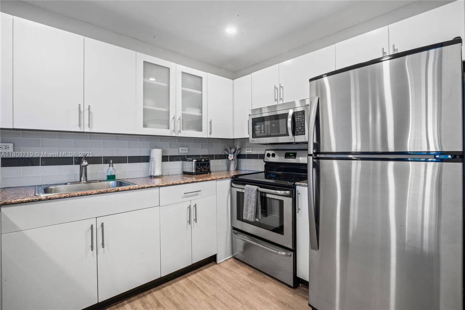 Property photo # 9