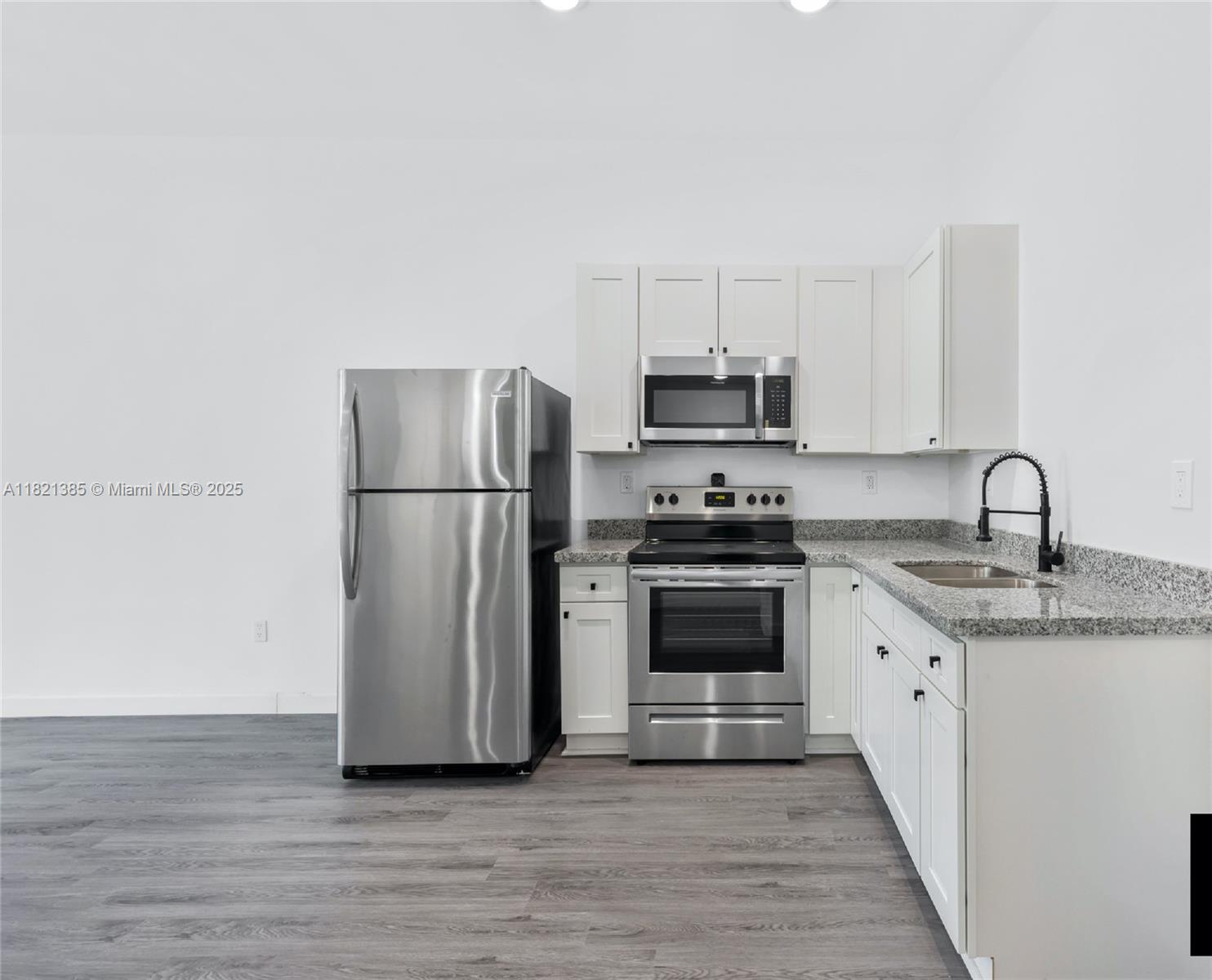 Property photo # 7