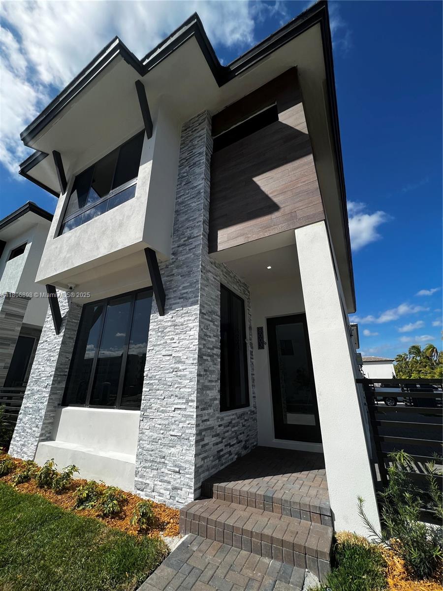Property photo # 7