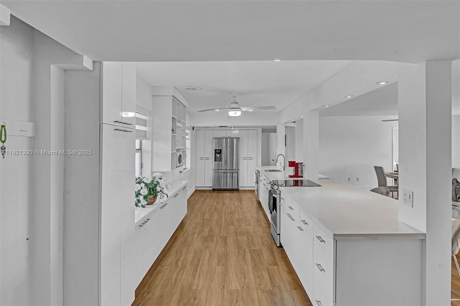 Property photo # 6