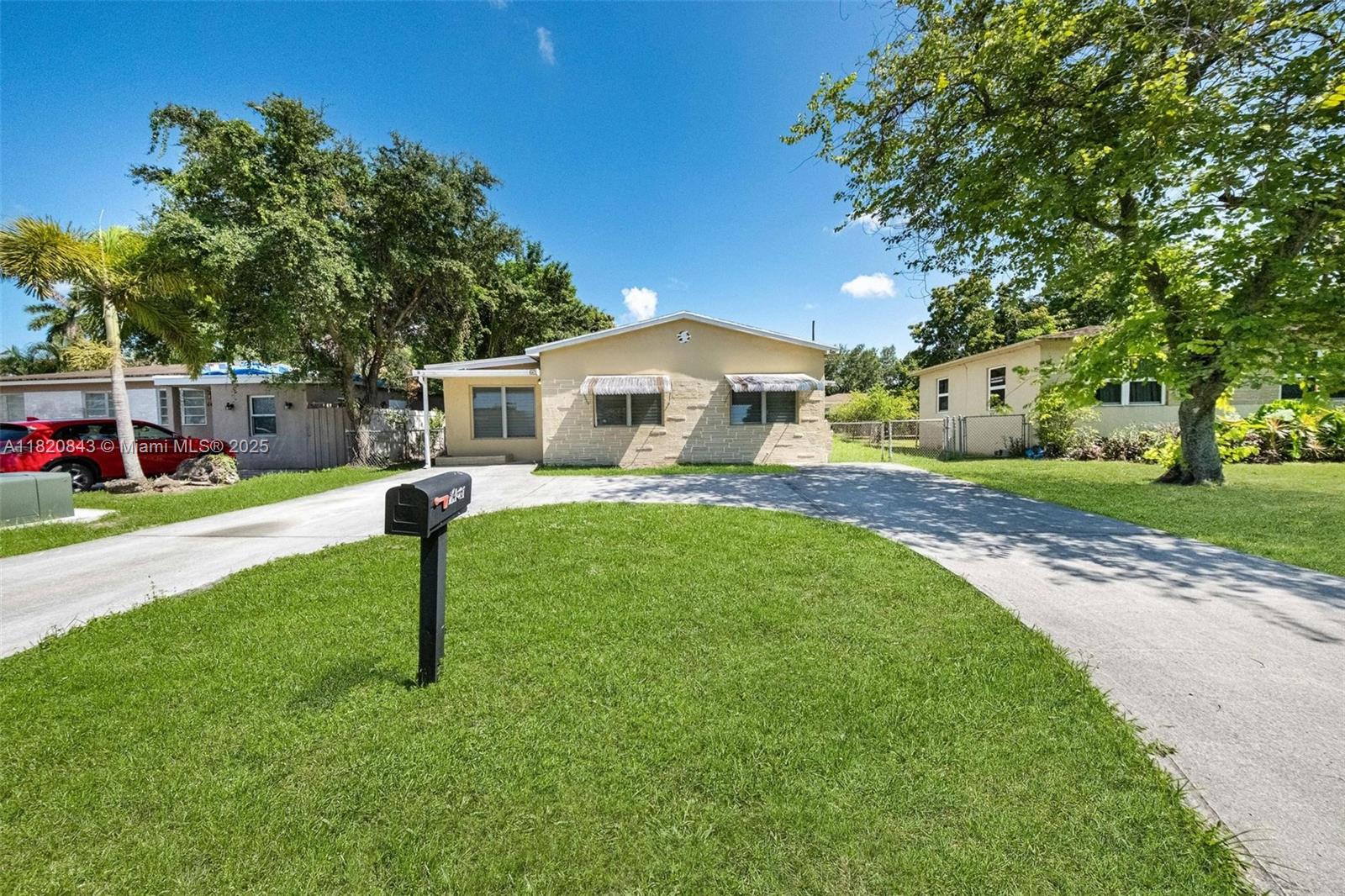 6428 Plunkett St, Hollywood, Florida image 1