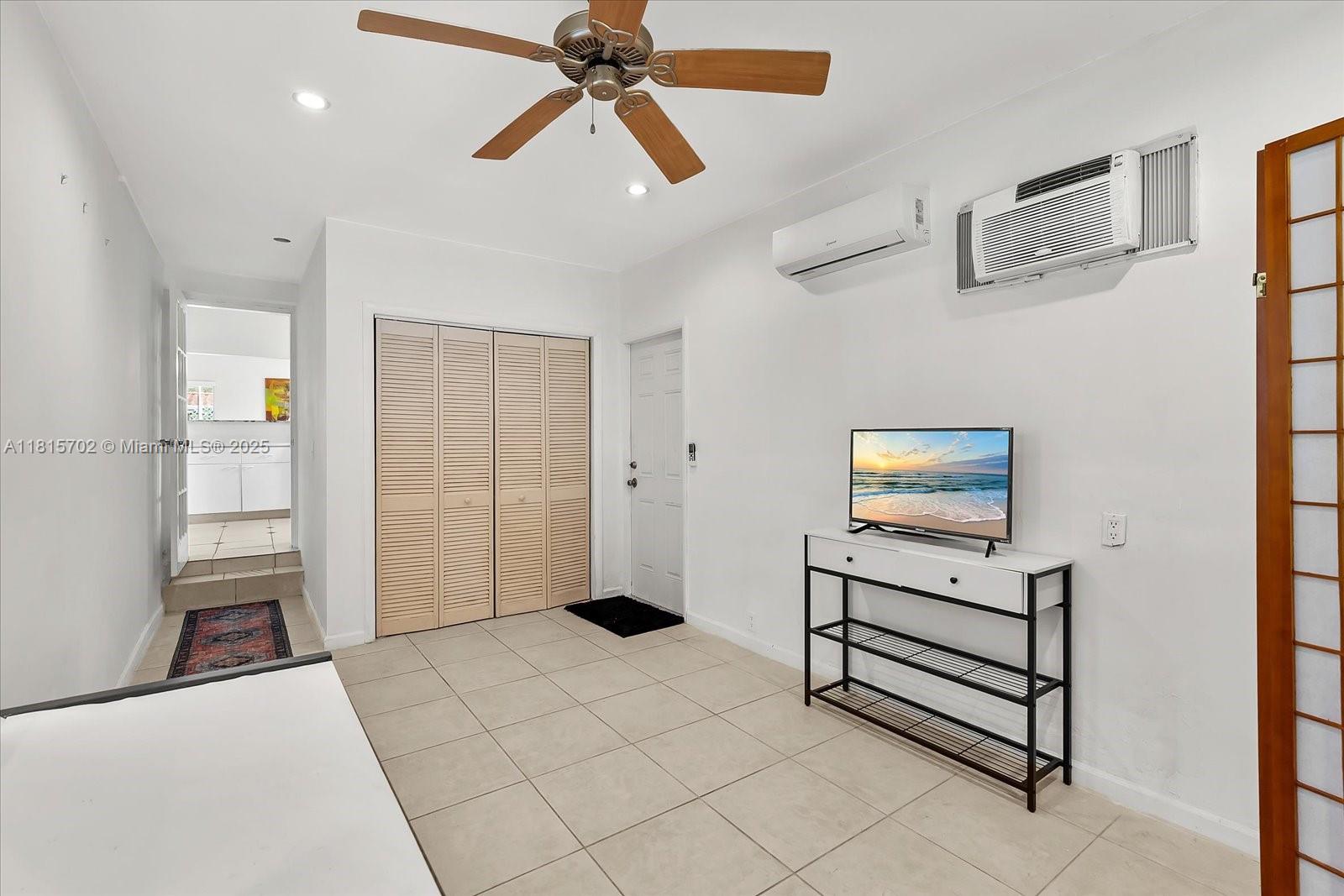 7512 Mutiny Ave, North Bay Village, Florida image 14