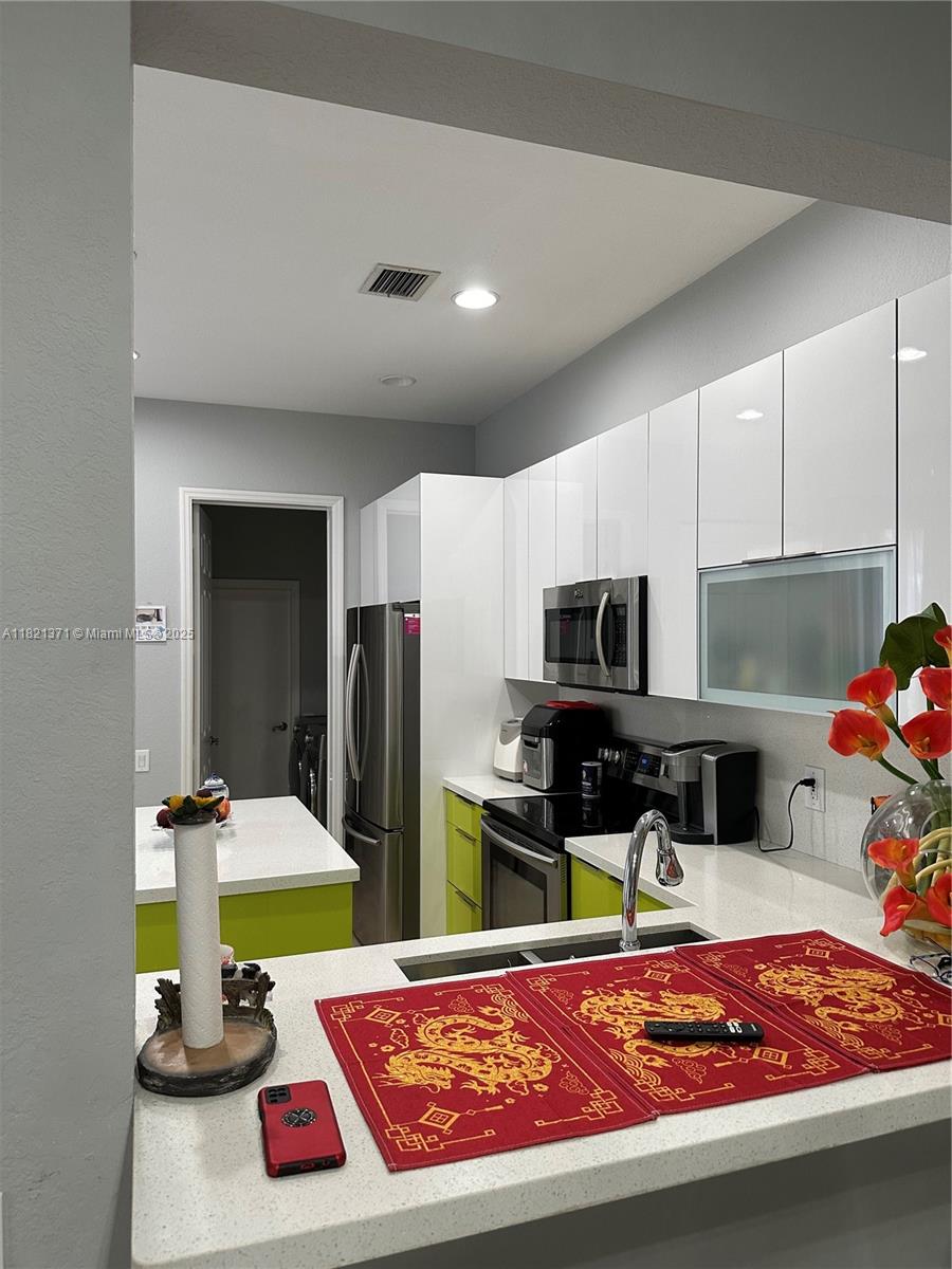Property photo # 8