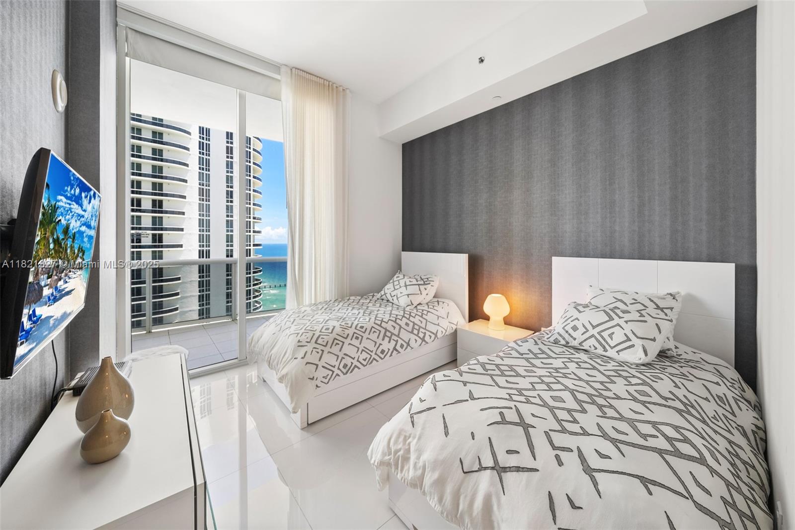 15901 Collins Ave #3302, Sunny Isles Beach, Florida image 27