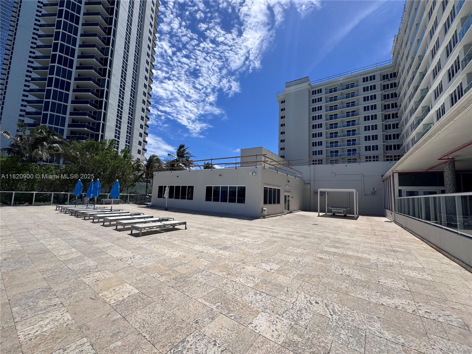 19201 N Collins Ave #826, Sunny Isles Beach, Florida image 22