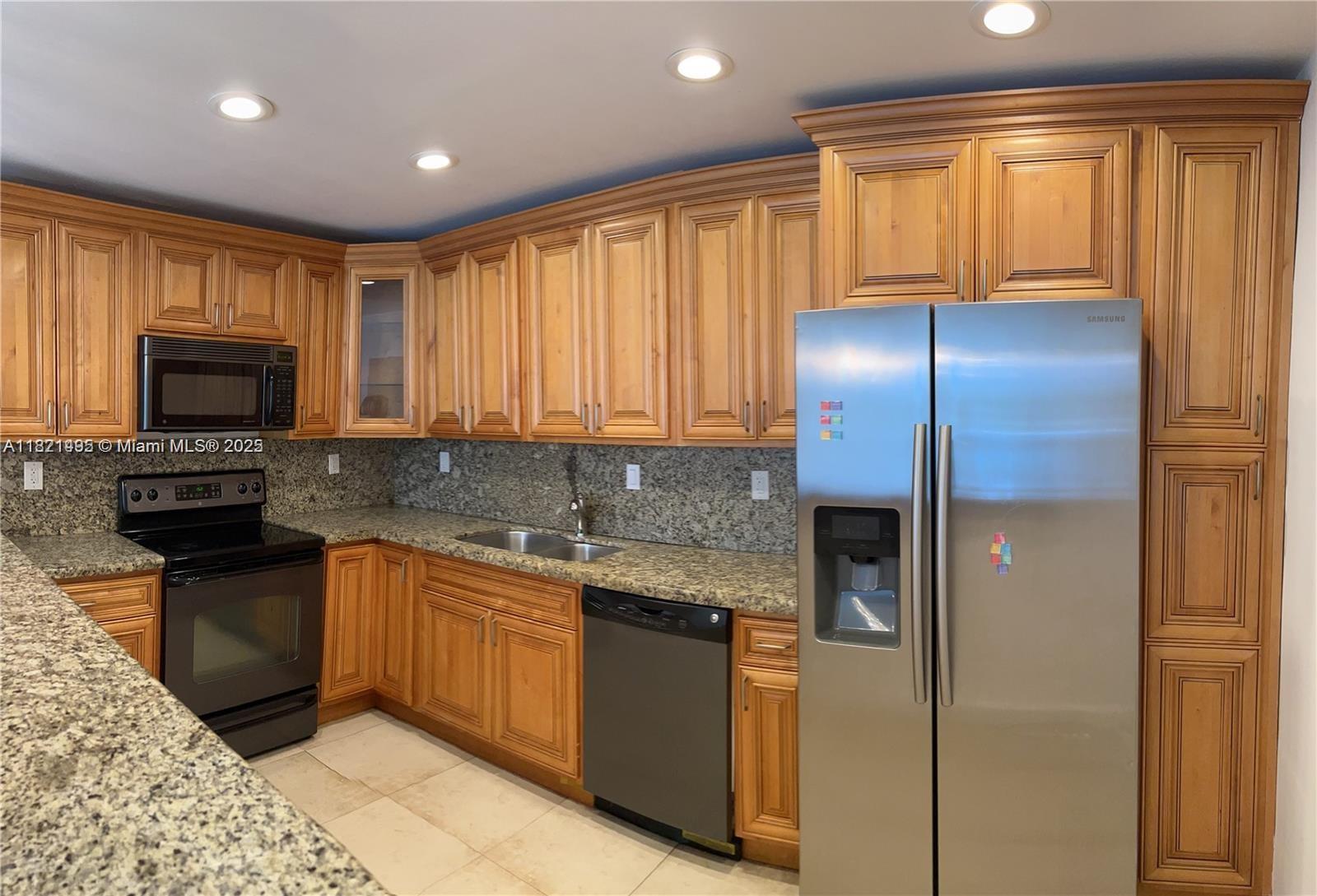 19390 Collins Ave #207, Sunny Isles Beach, Florida image 26