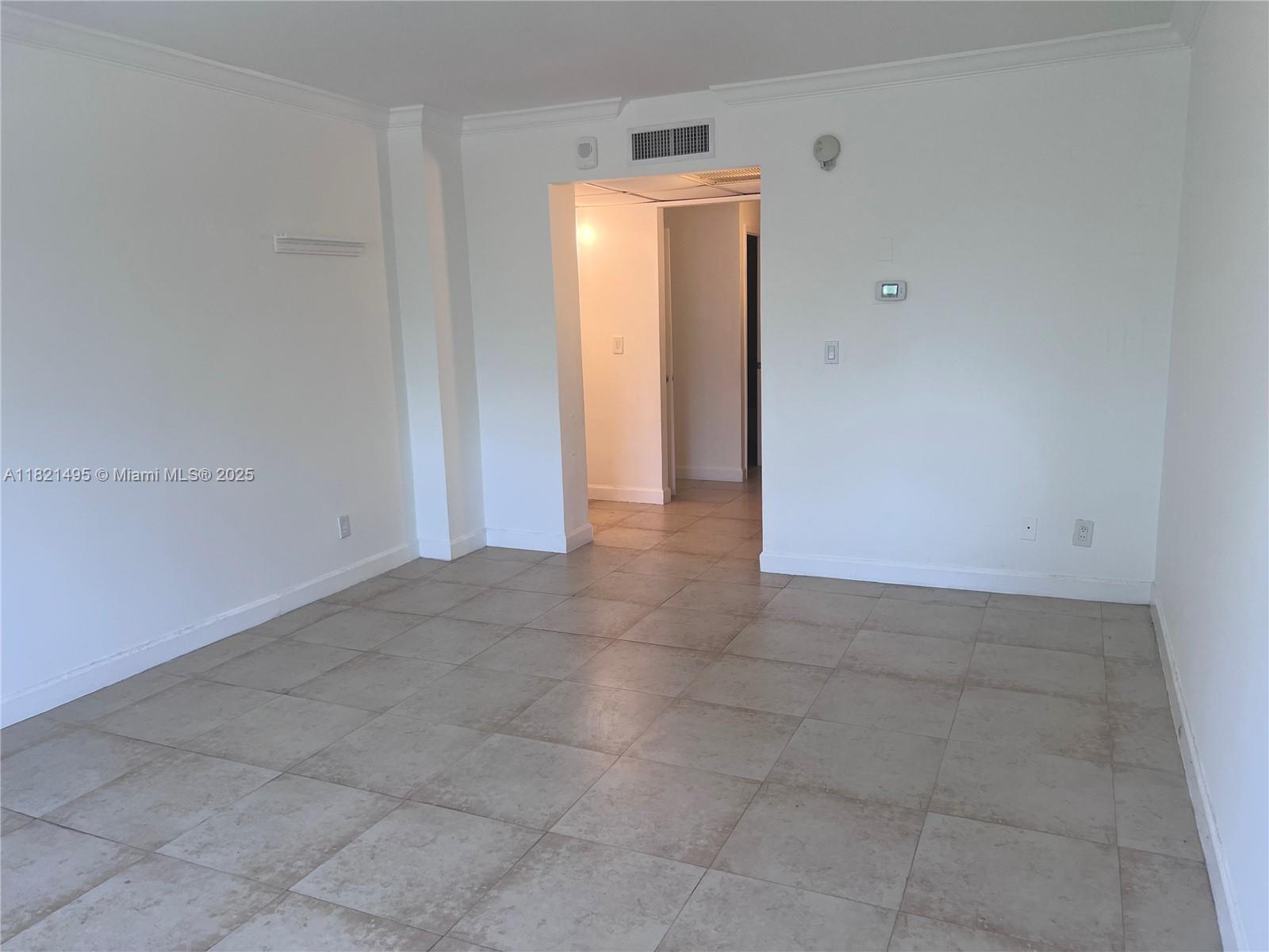 19390 Collins Ave #207, Sunny Isles Beach, Florida image 35