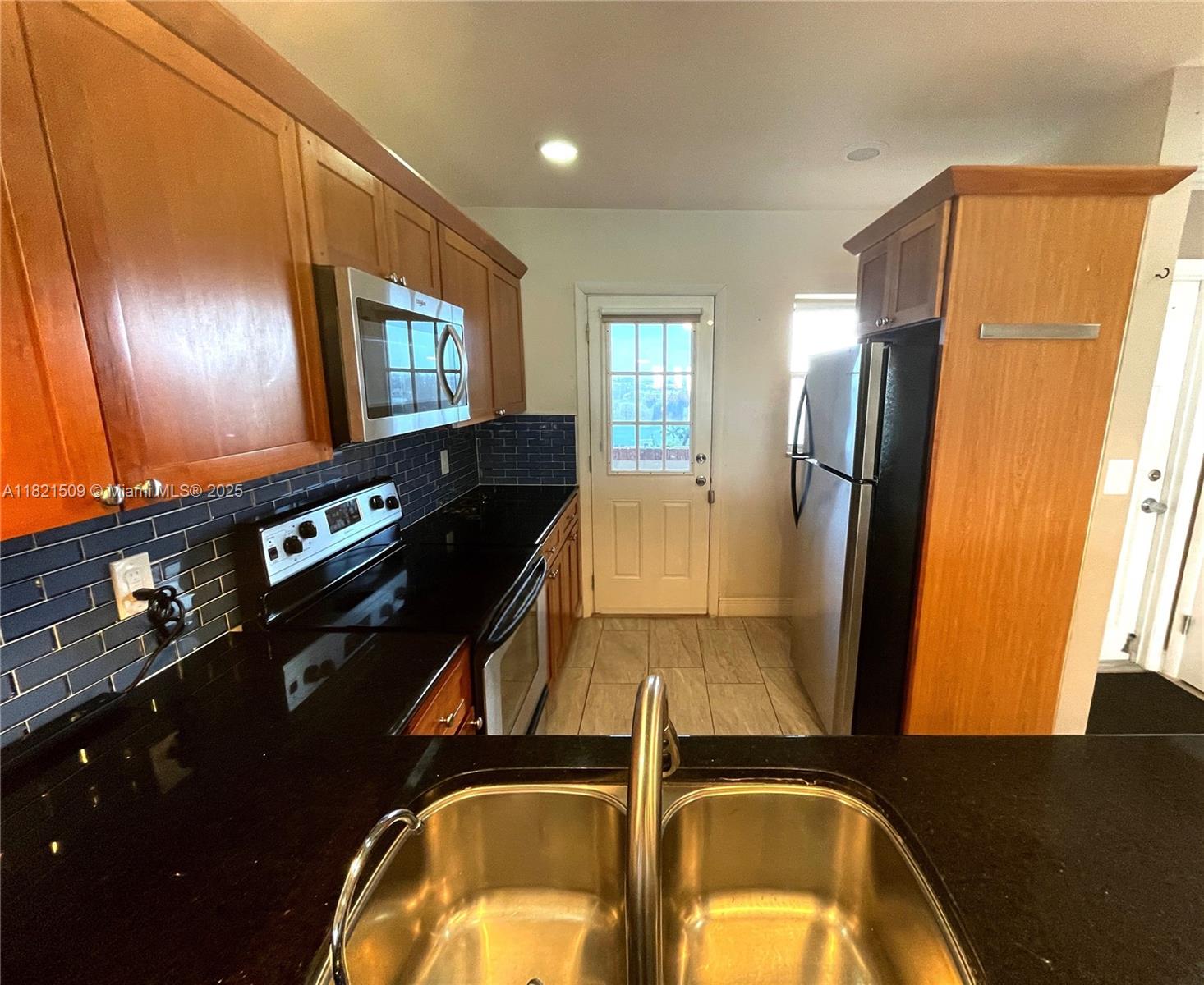Property photo # 4