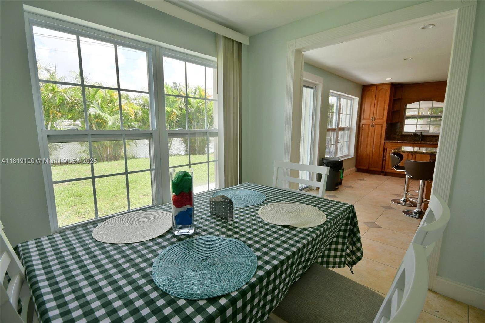 5815 S Farragut Dr, Hollywood, Florida image 3