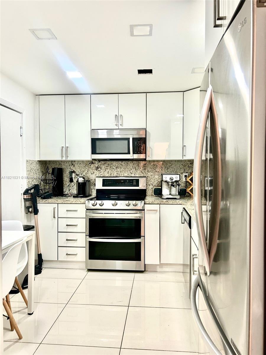 Property photo # 6