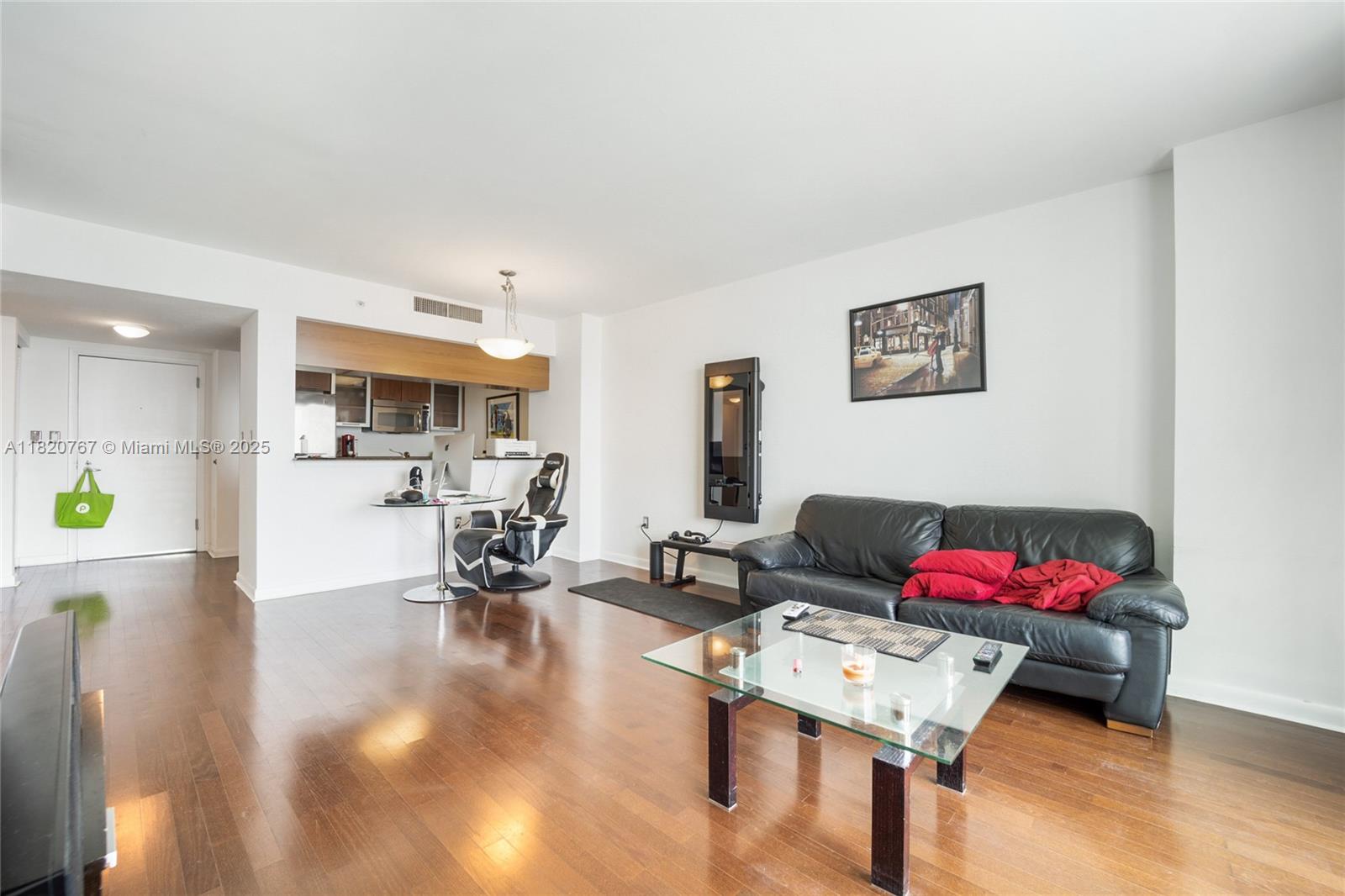 Property photo # 2