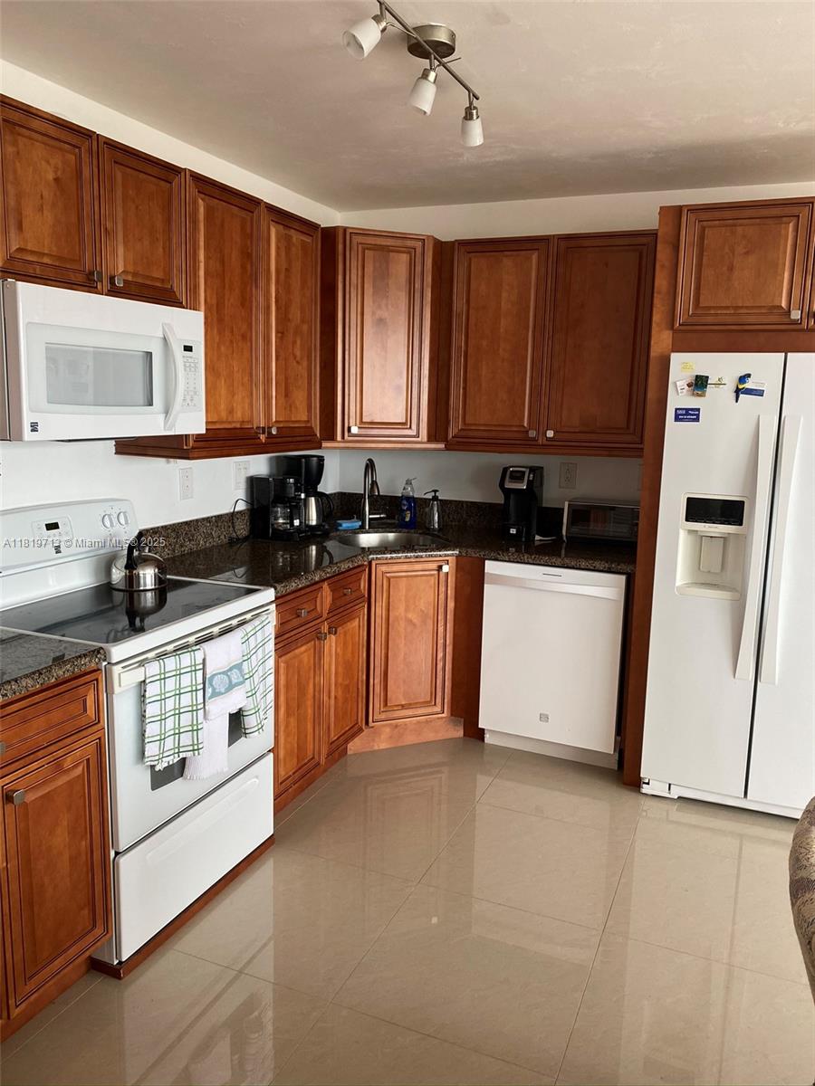 Property photo # 4