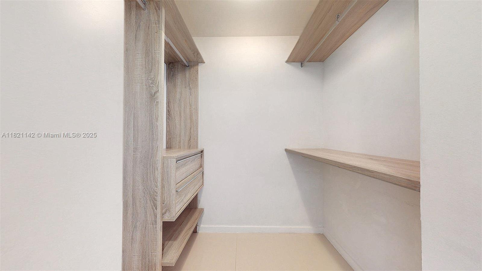 5300 Paseo Blvd #1701, Doral, Florida image 23