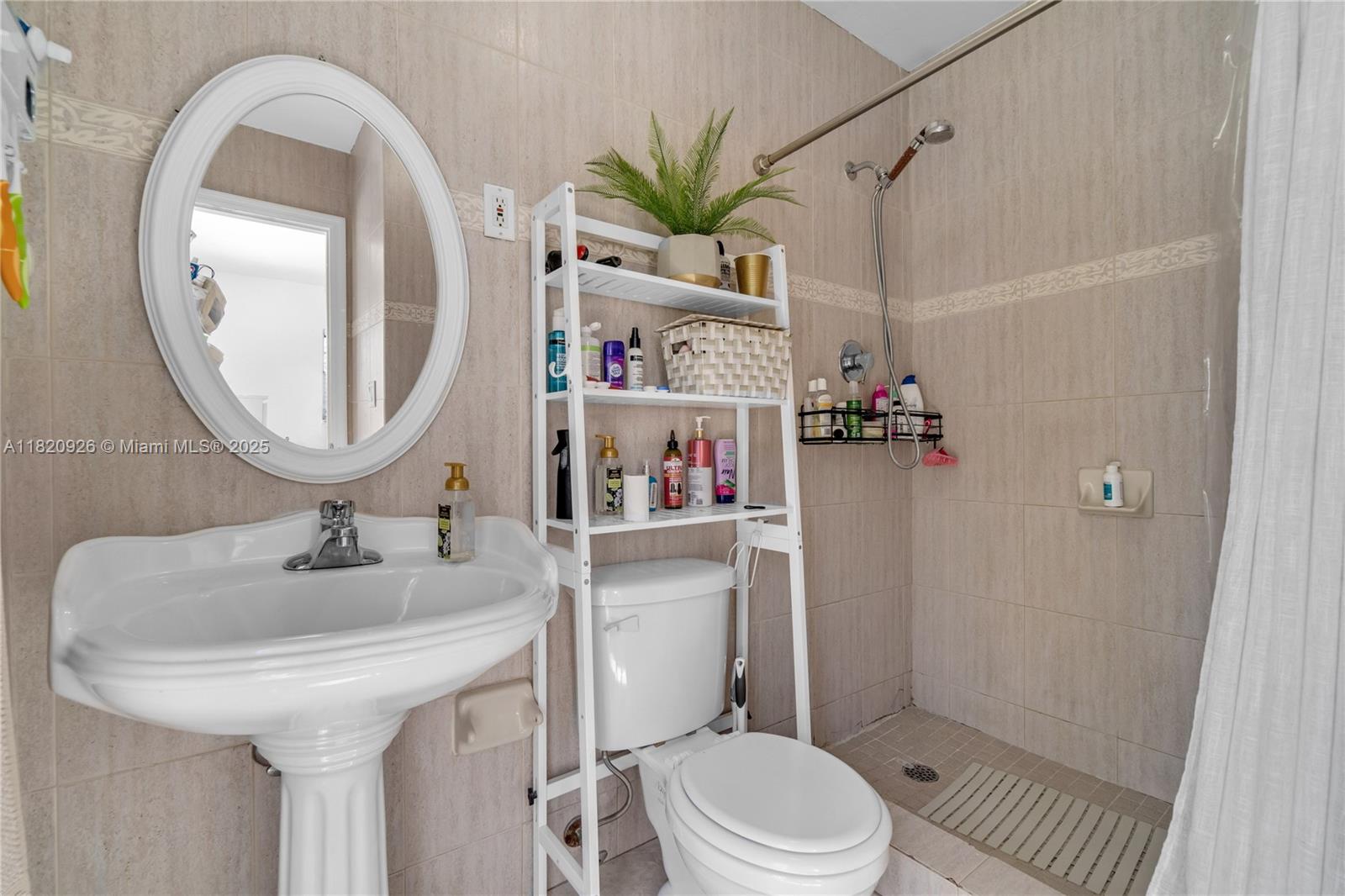 19770 SW 101st Ave, Cutler Bay, Florida image 18