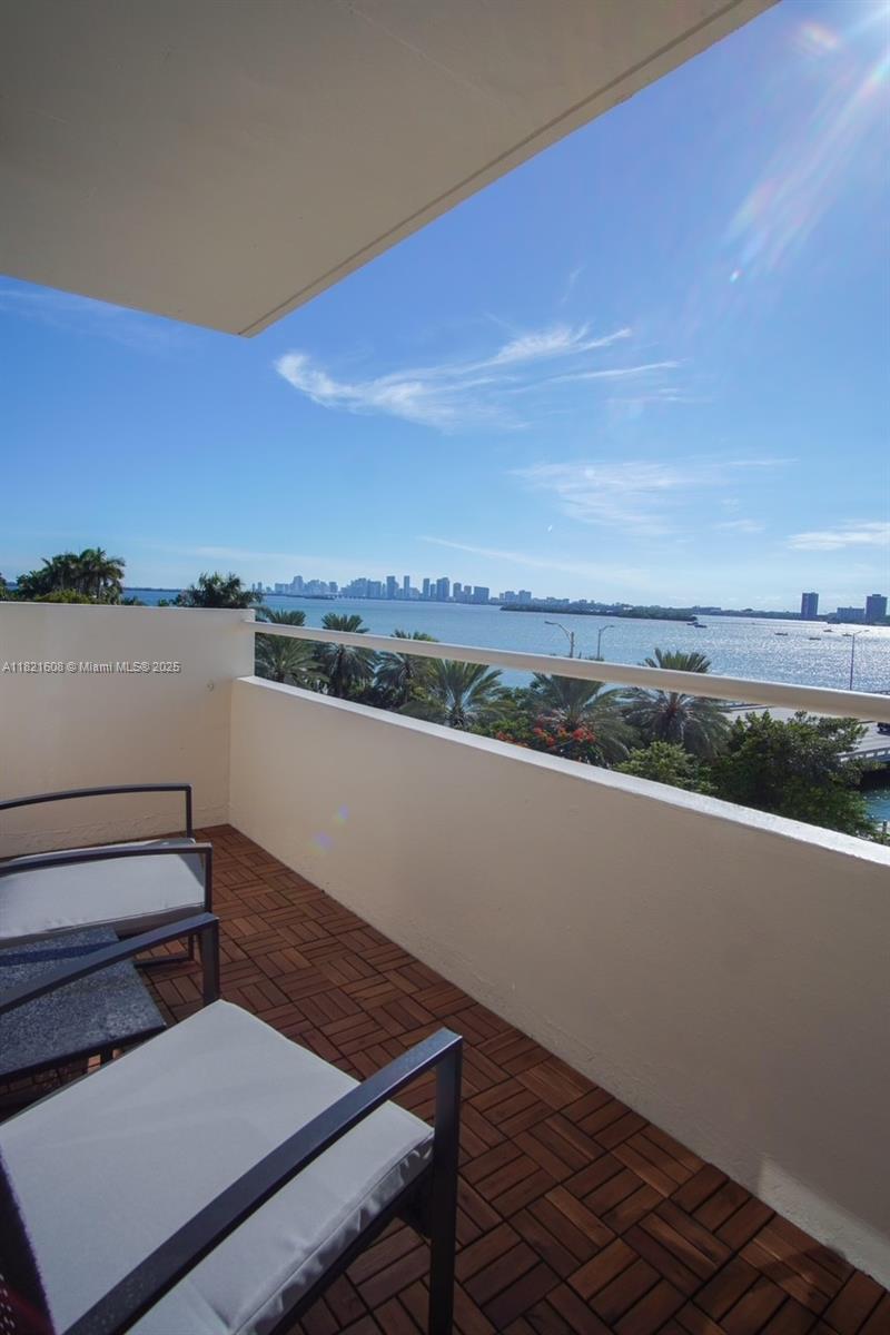 7904 West Dr #501, North Bay Village, Florida image 1