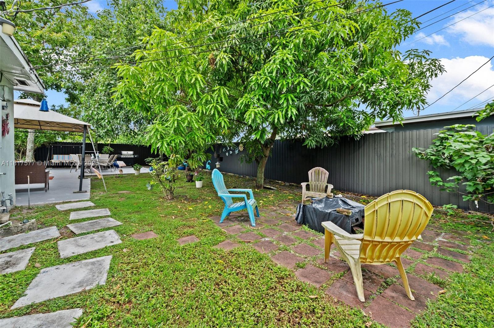 18930 NW 43rd Ave, Miami Gardens, Florida image 19
