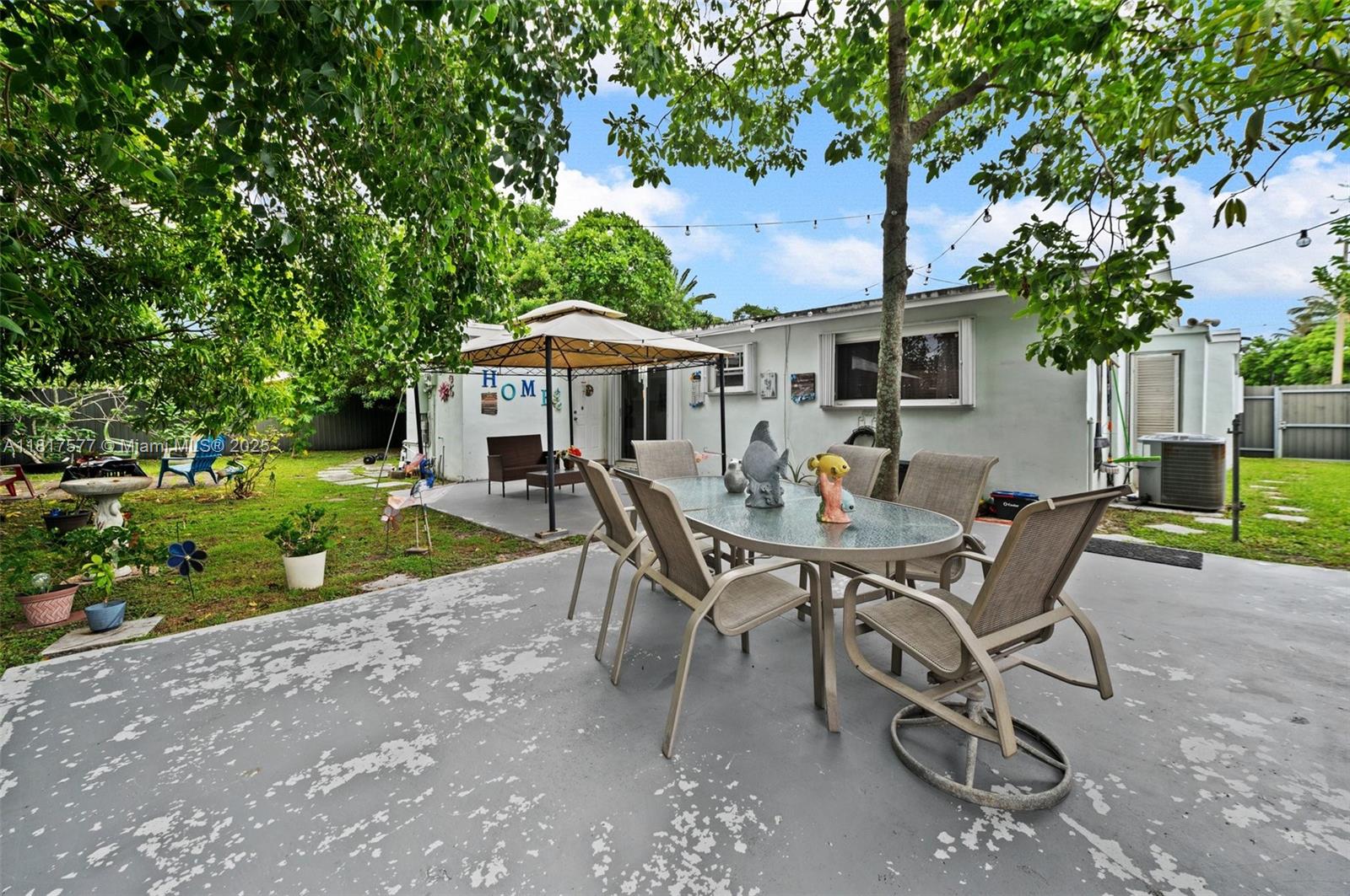 18930 NW 43rd Ave, Miami Gardens, Florida image 21