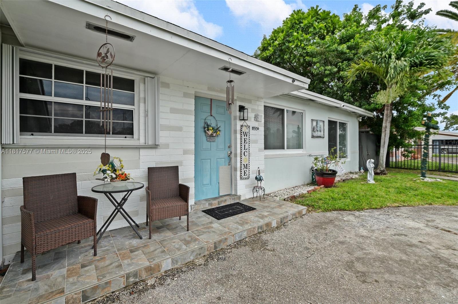 18930 NW 43rd Ave, Miami Gardens, Florida image 25