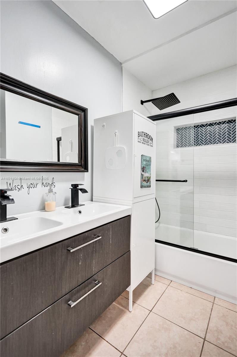 2041 Arcadia Dr, Miramar, Florida image 25