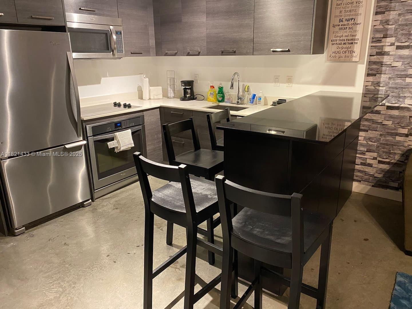 Property photo # 6