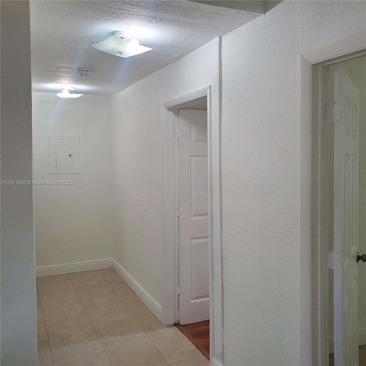 Residentialincome, Miami, Florida image 19