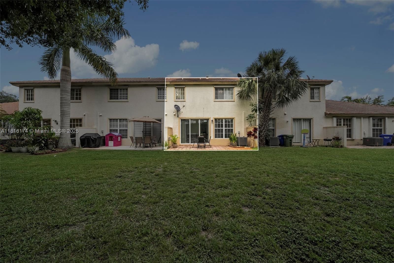 1968 NW 79th Way, Pembroke Pines, Florida image 39