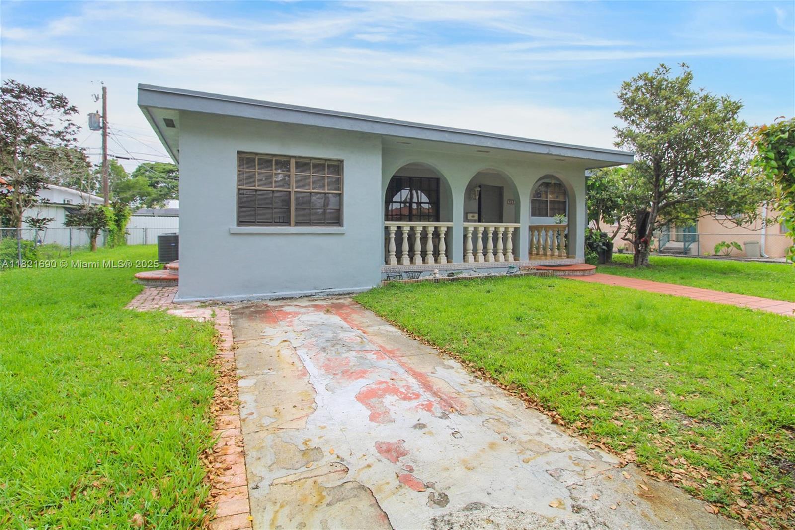 5959 SW 16th Ter, West Miami, Florida image 2
