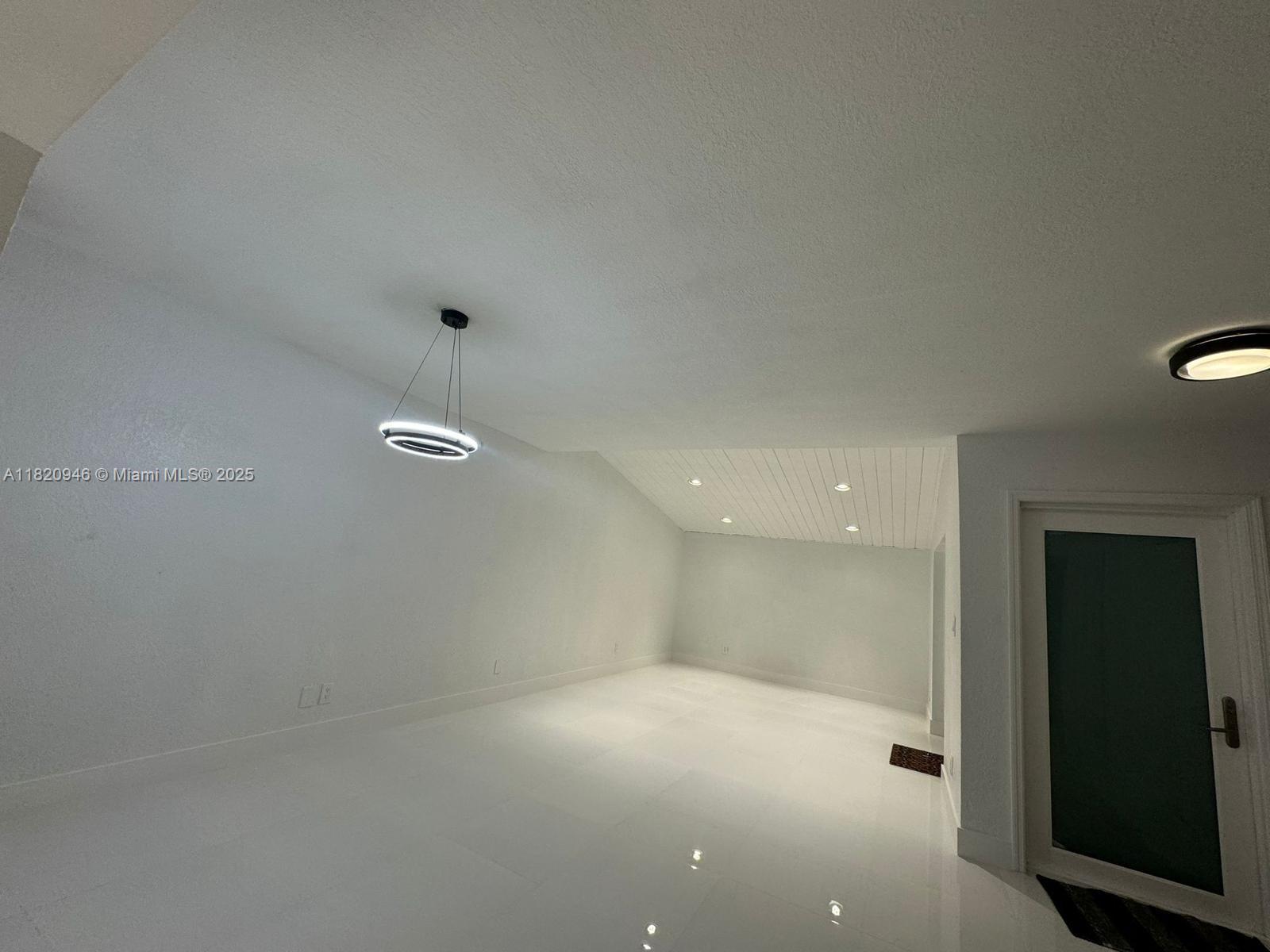 10916 SW 70th Ter, Miami, Florida image 7