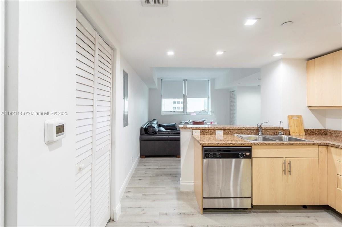 111 E Flagler St #1309, Miami, Florida image 5