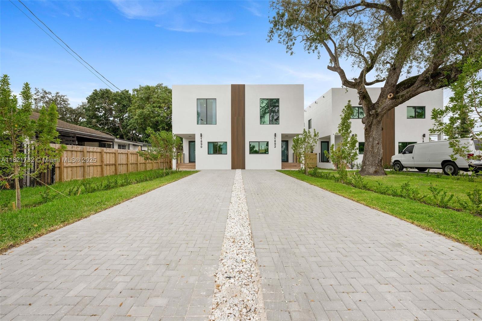 Property photo # 0