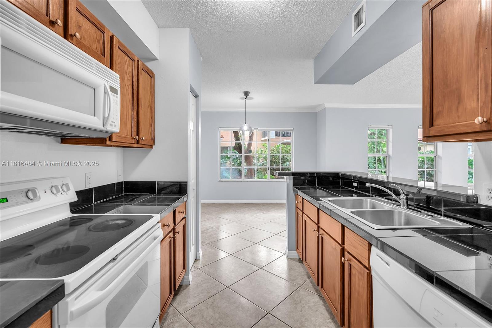Property photo # 2