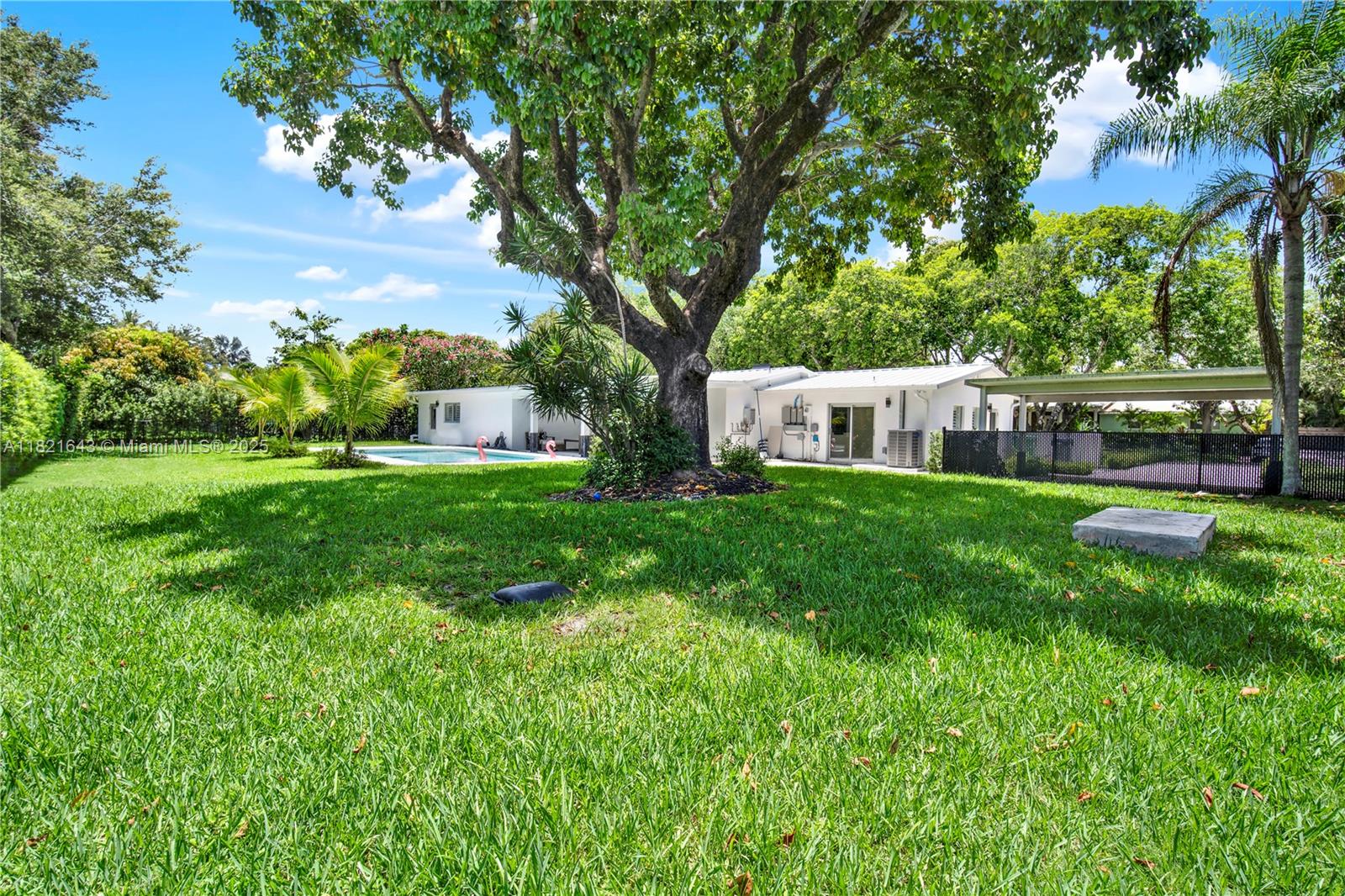14625 SW 83rd Pl, Palmetto Bay, Florida image 33
