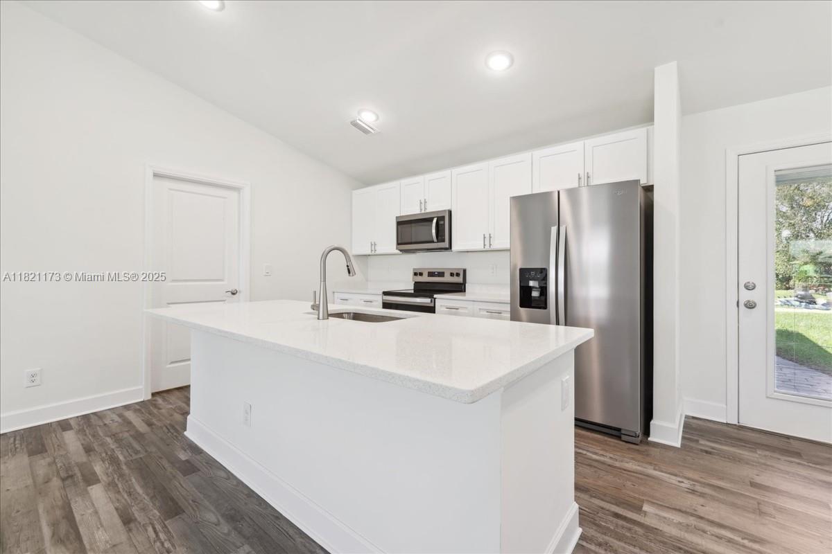 1119 Nw 1st Pl, Cape Coral, Florida image 9