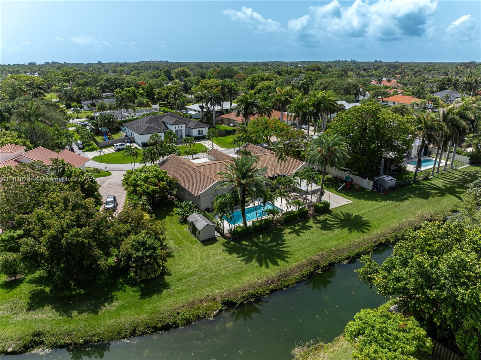 17494 SW 83rd Ct, Palmetto Bay, Florida image 42