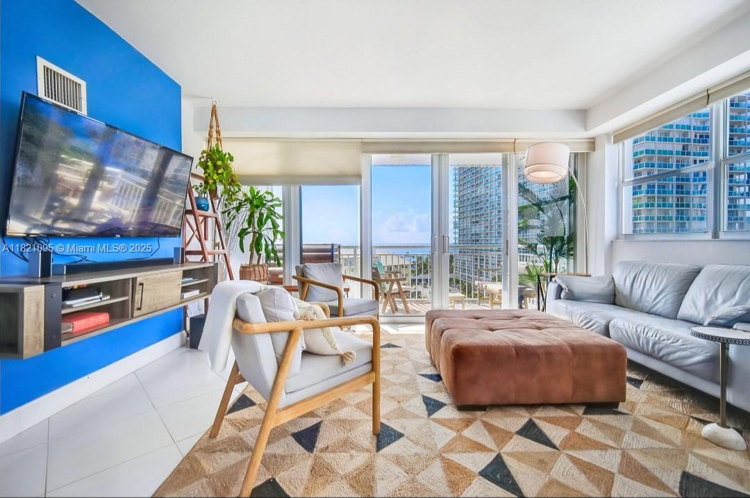 1920 S Ocean Dr #901, Fort Lauderdale, Florida image 2