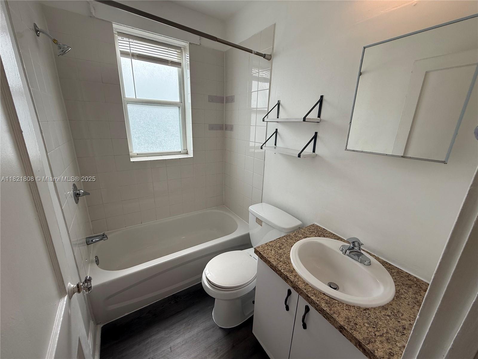 Property photo # 4