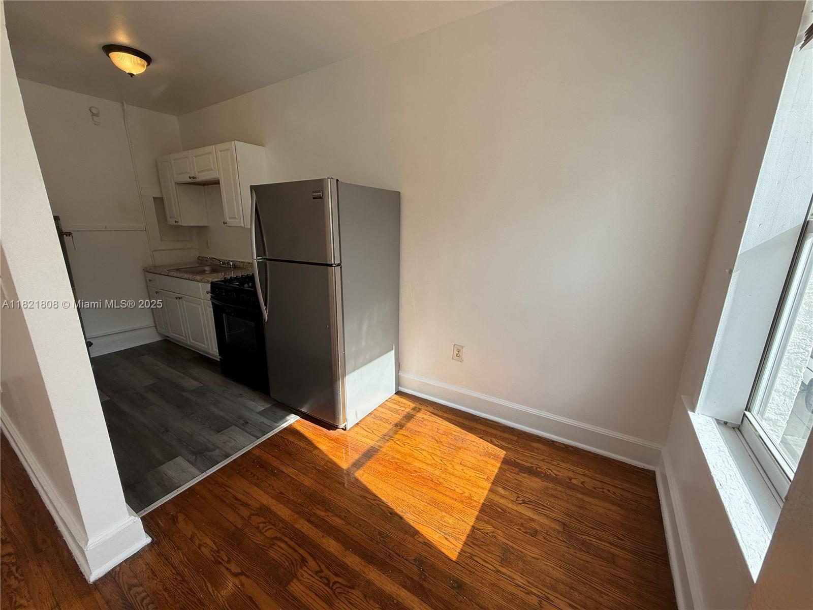 Property photo # 3