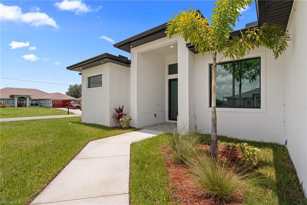1003 Casino Ave, Lehigh Acres, Florida image 4