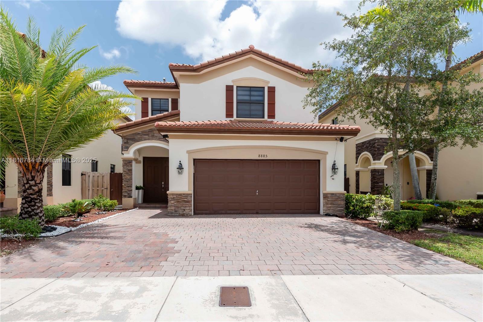 8885 NW 100th Pl, Doral, Florida image 1