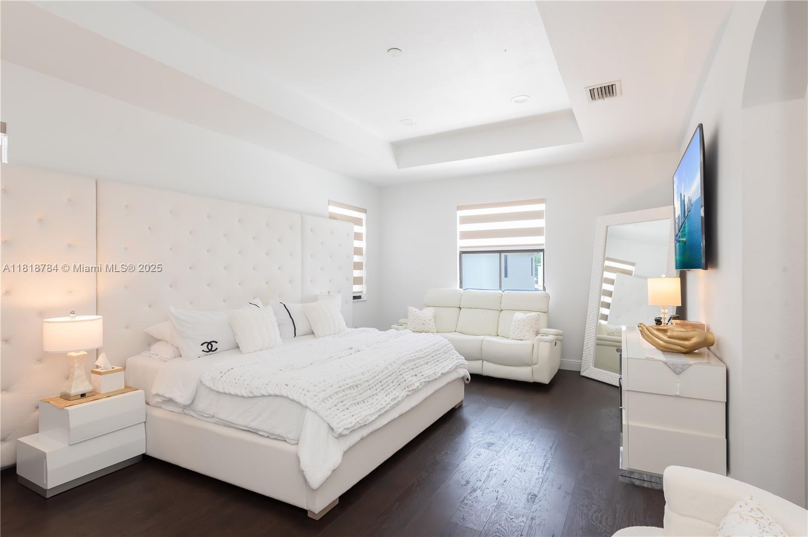 8885 NW 100th Pl, Doral, Florida image 21