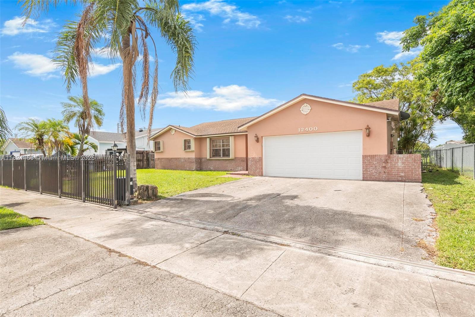 12400 SW 259th Ter, Homestead, Florida image 2