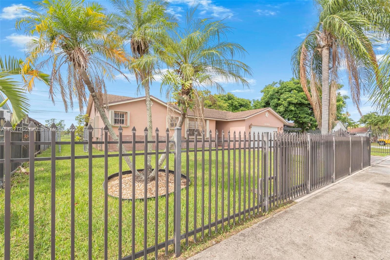 12400 SW 259th Ter, Homestead, Florida image 3
