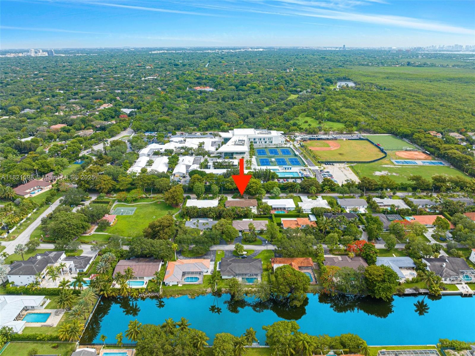 1460 Campamento Ave, Coral Gables, Florida image 39